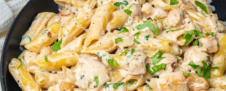 Kylie's Kitchen: Creamy, Cheesy, Chicken Pasta For Your Soul